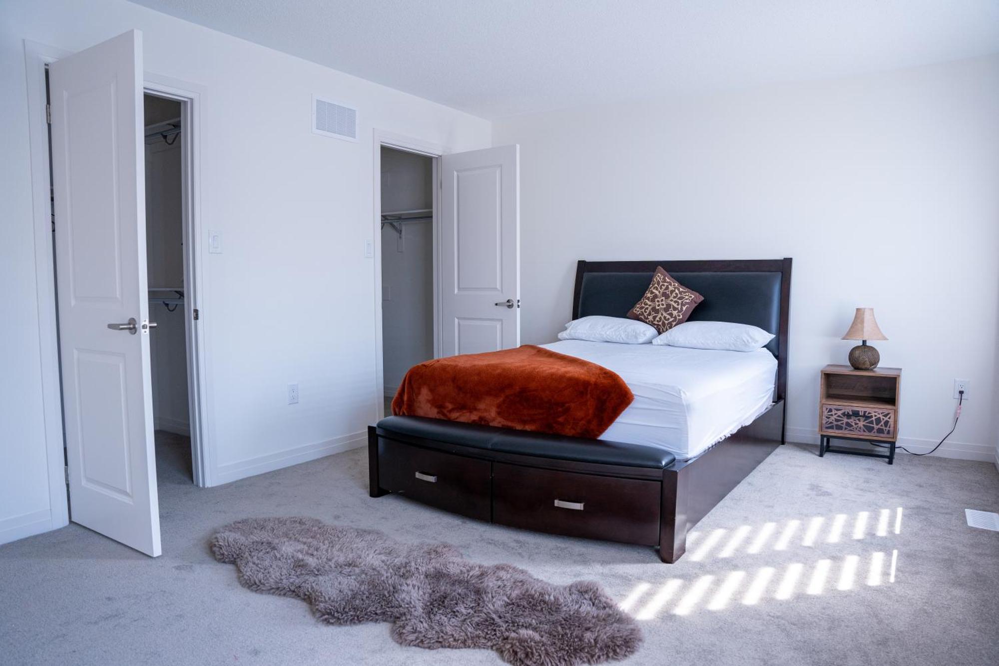 Modern 4Br House In Barrie!别墅 外观 照片